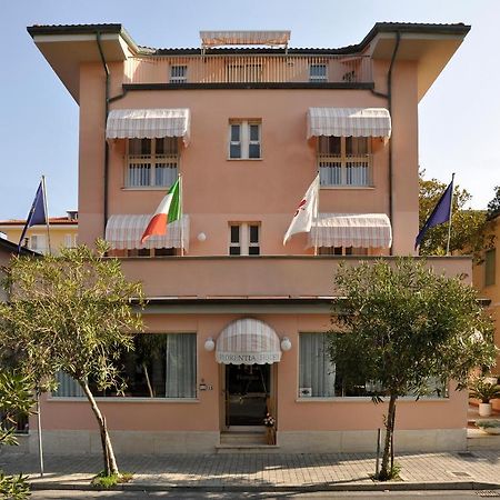 Florentia Hotel Lido di Camaiore Buitenkant foto