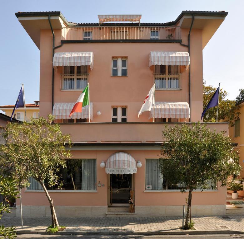Florentia Hotel Lido di Camaiore Buitenkant foto